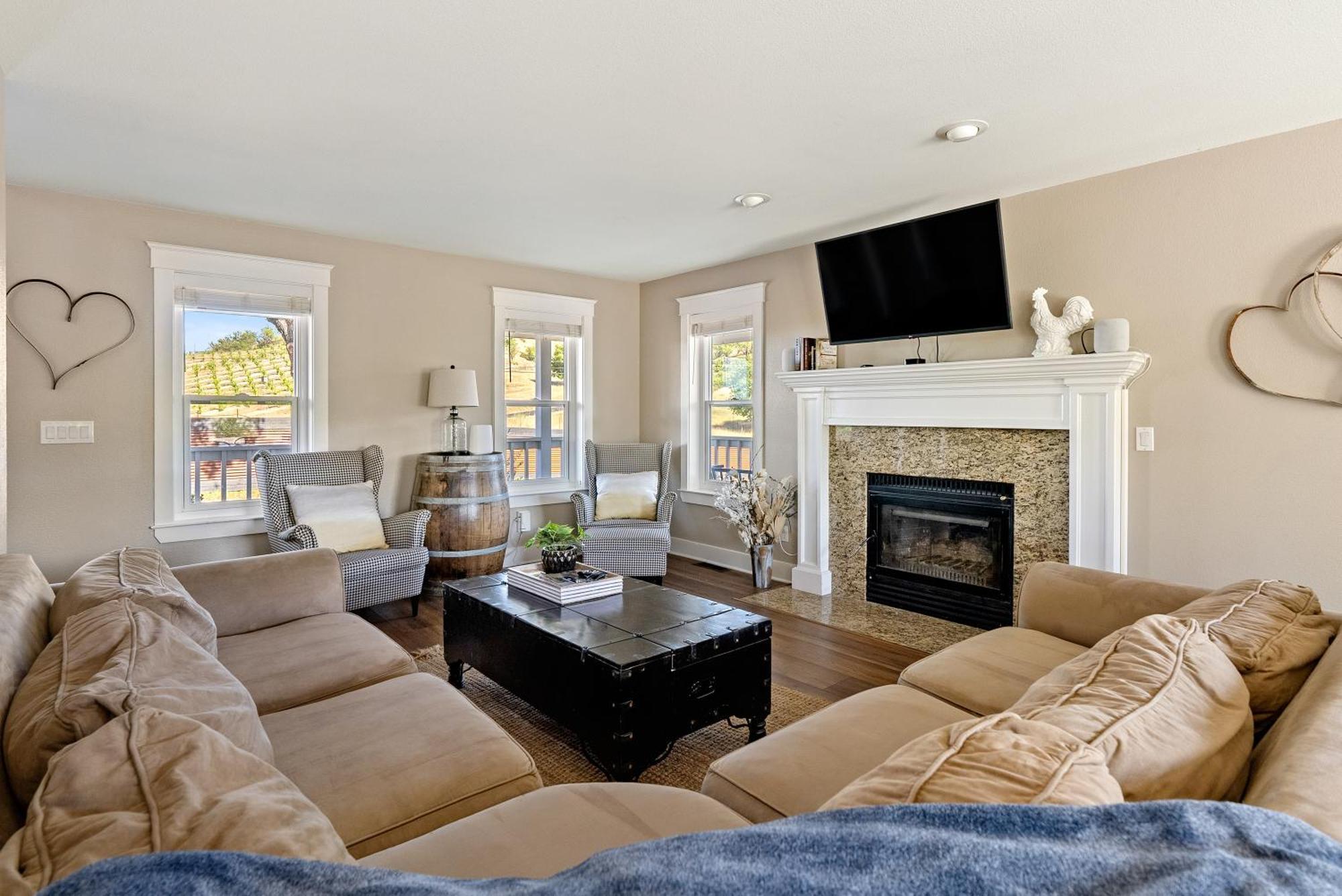 Wine Country Modern Farmhouse With Heated Pool, Hot Tub, Cybertruck Paso Robles Exteriör bild