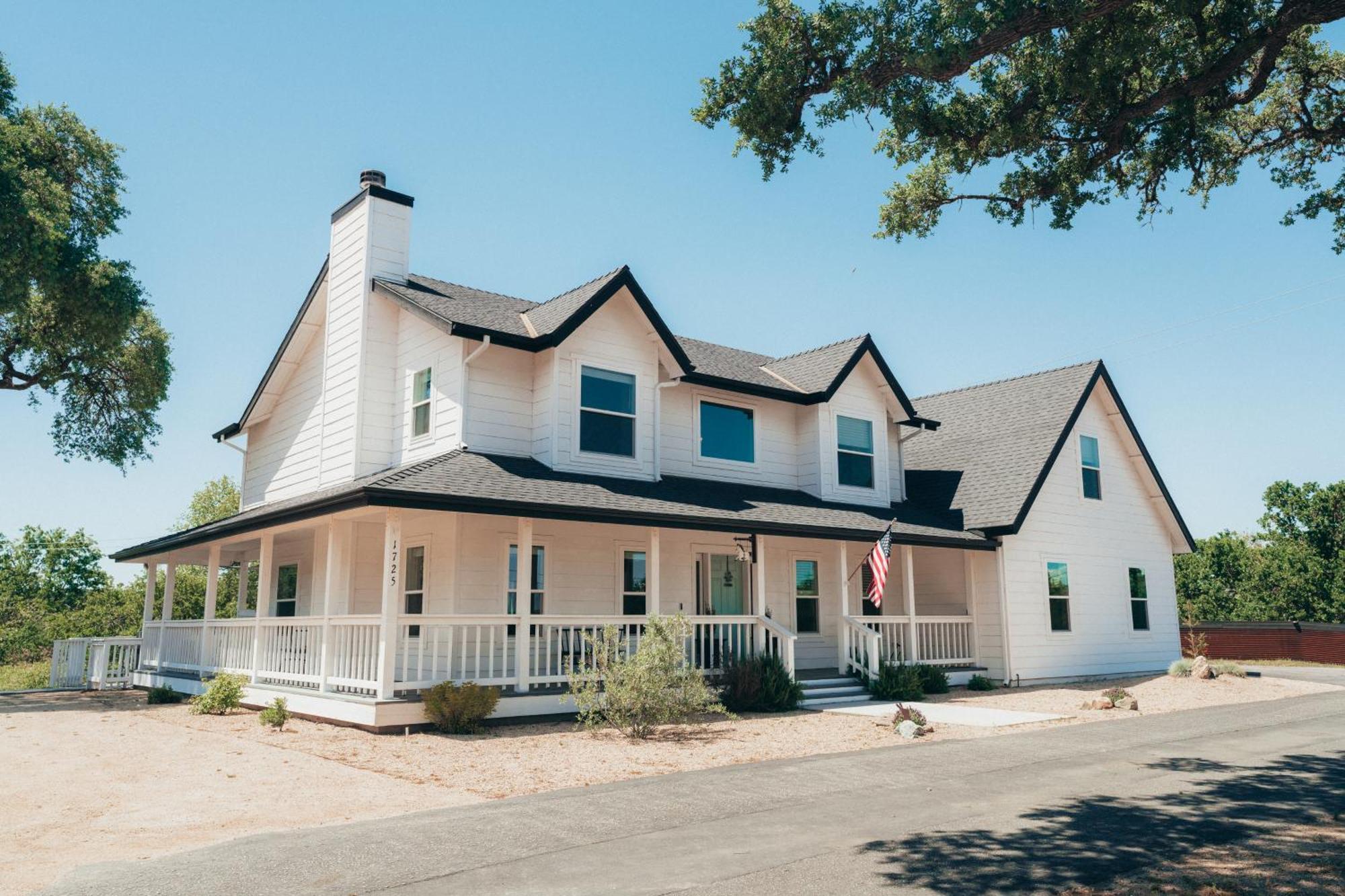 Wine Country Modern Farmhouse With Heated Pool, Hot Tub, Cybertruck Paso Robles Exteriör bild